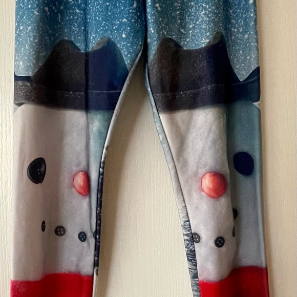 Terez Girls Snowman Leggings, pre-owned; Girls size 8/10 (Medium). - Picture 6 of 6